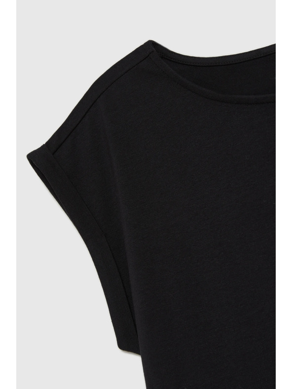 Moodo Crni top Moodo