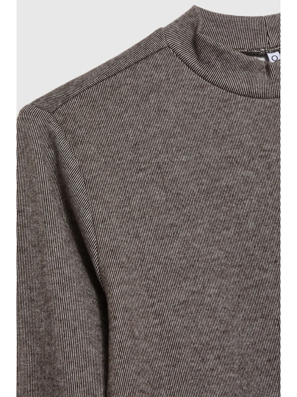 Moodo Smeđa majica sa stojećim ovratnikom Moodo