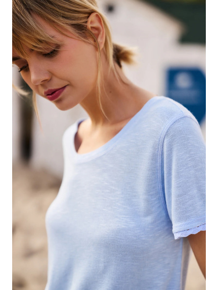 Moodo Svijetlo plava bluza s okruglim izrezom Moodo