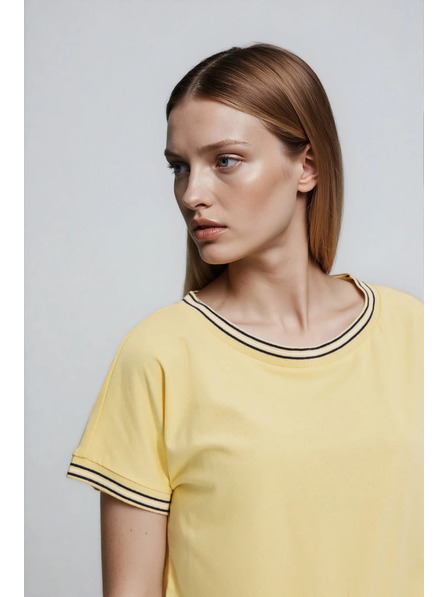 Moodo Žuta bluza s dekorativnim rubom Moodo
