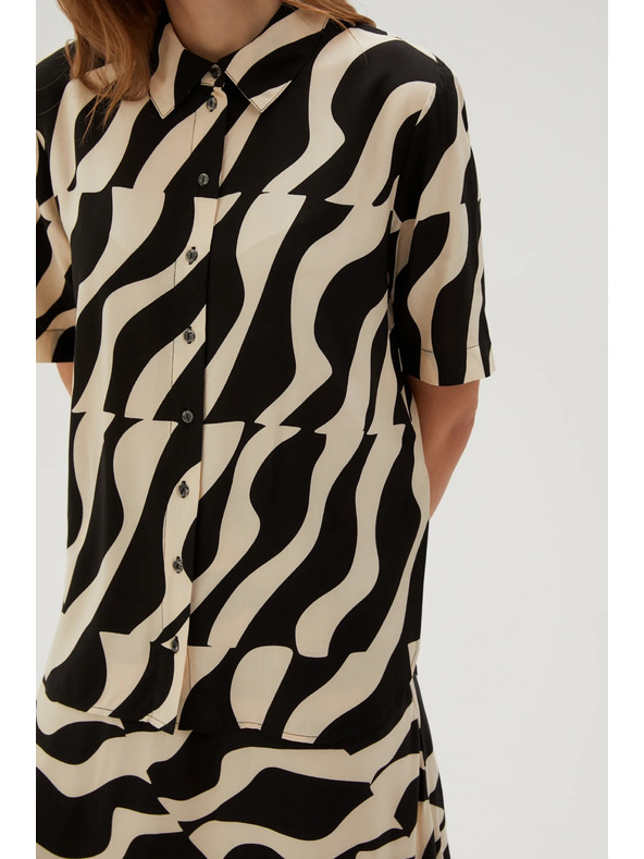 Moodo Viskozna košulja s kratkim rukavima crna Moodo