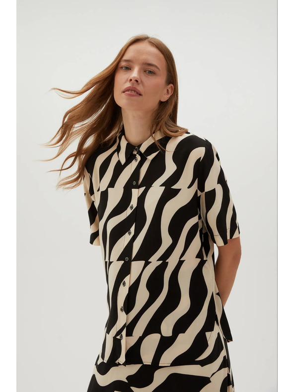 Moodo Viskozna košulja s kratkim rukavima crna Moodo