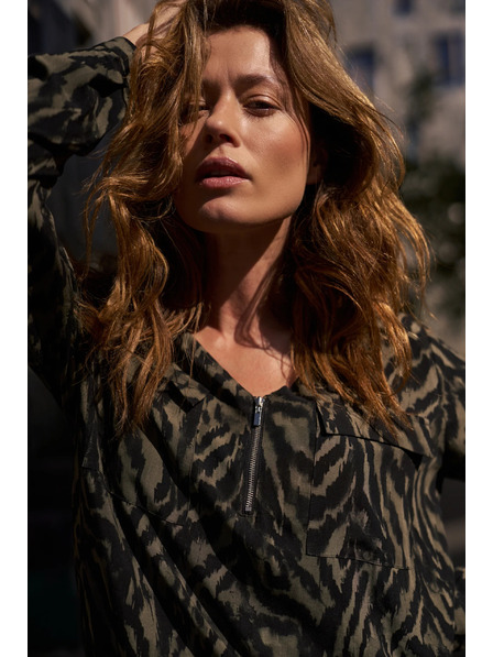 Moodo Maslinasta viskozna košulja Moodo