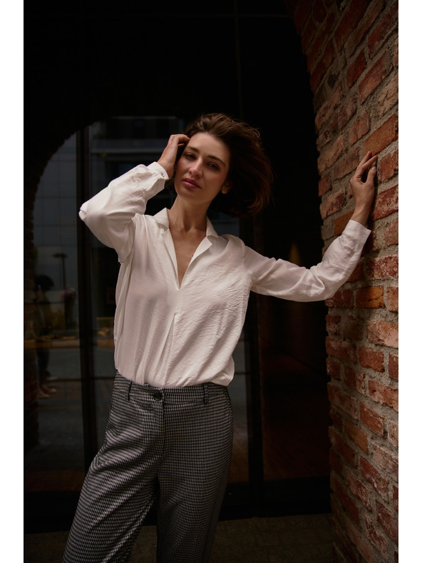 Moodo Glatka viskozna bijela košulja Moodo