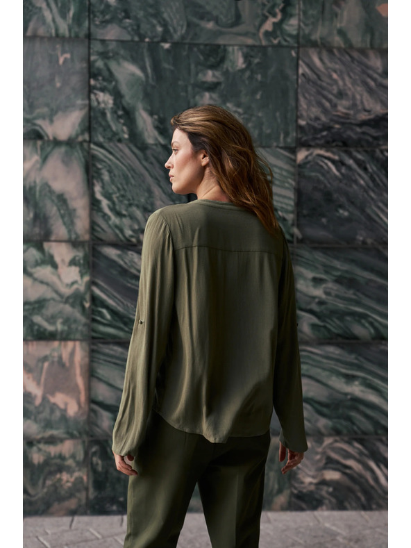 Moodo Maslinasta viskozna košulja Moodo