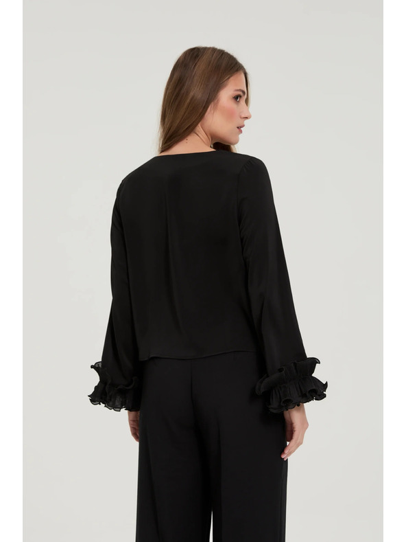 Moodo Crna košulja s volanima na rukavima Moodo