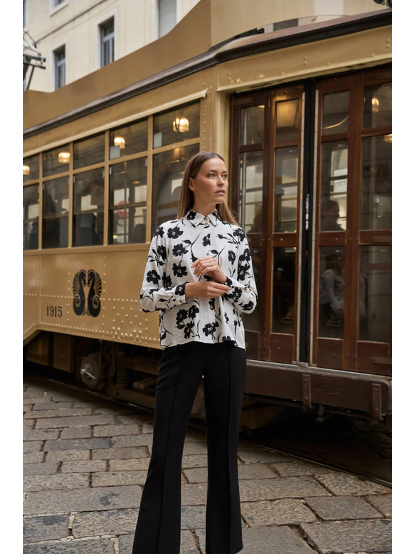 Moodo Viskozna košulja s cvjetnim uzorkom bijela Moodo