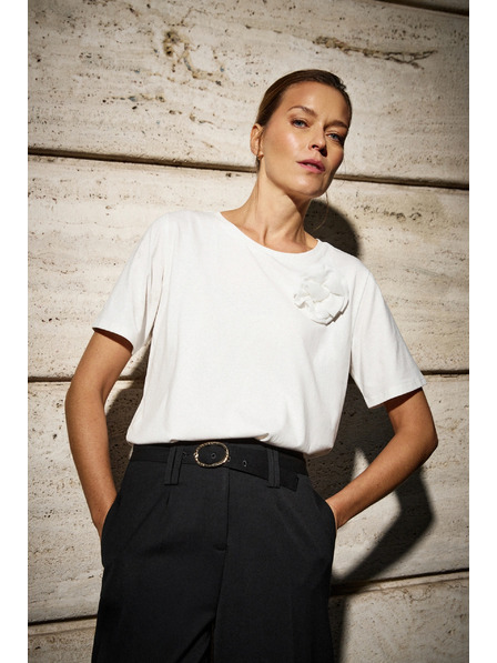 Moodo Bijela majica s cvjetnim motivom Moodo