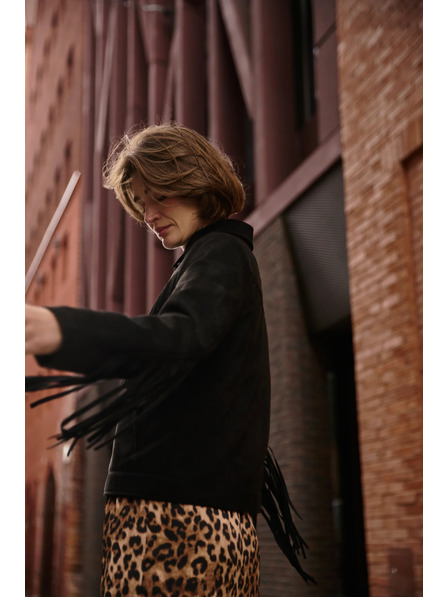 Moodo Crna jakna s resicama Moodo