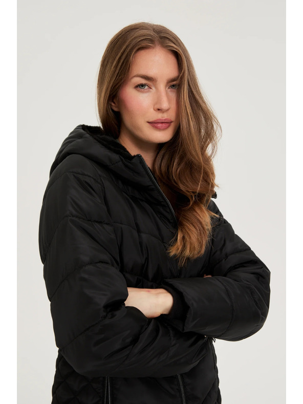 Moodo Jakna s prošivanom kapuljačom crna Moodo