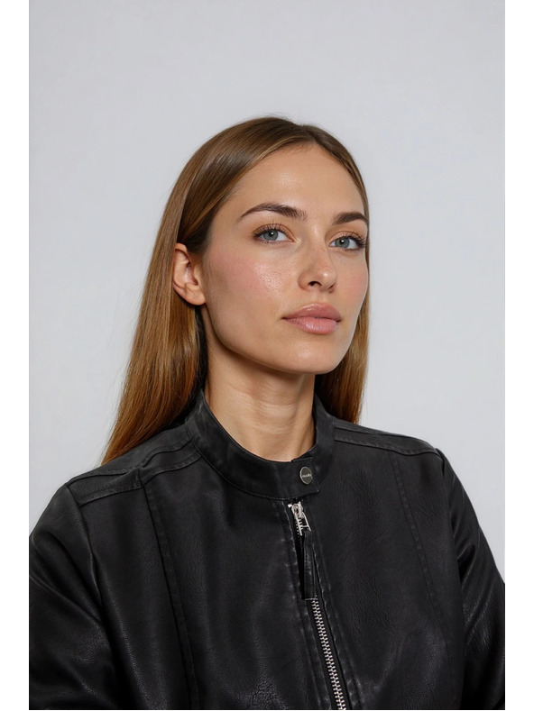 Moodo Crna jakna od imitacije kože Moodo