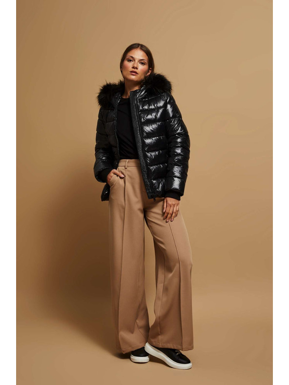 Moodo Prošivena jakna s krznenom kapuljačom Moodo