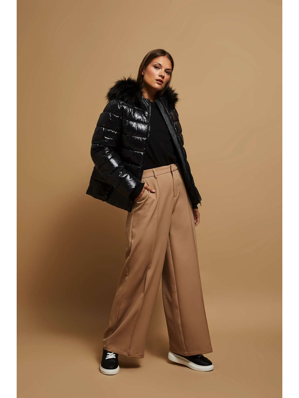 Moodo Prošivena jakna s krznenom kapuljačom Moodo