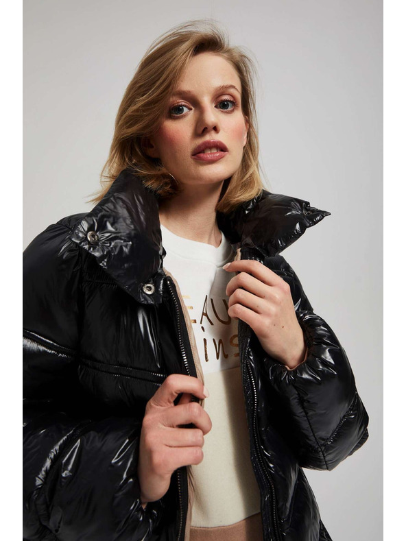 Moodo Kratka prošivena crna jakna s kapuljačom Moodo