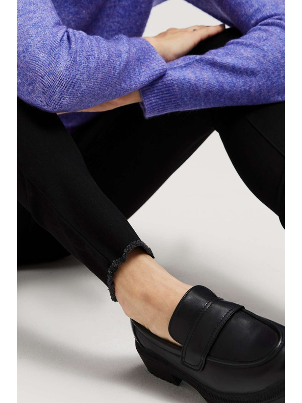 Moodo Uske traperice sa srednjim strukom crne Moodo