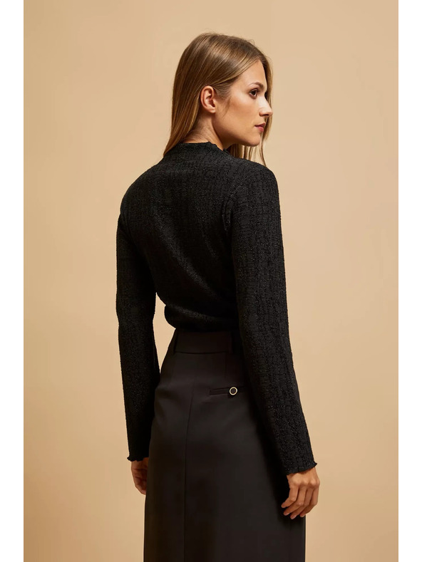 Moodo Crna bluza s polo-izrezom ukrašena metalnom niti Moodo