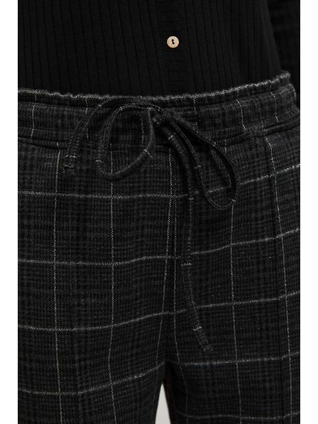 Moodo Crne karirane hlače Moodo