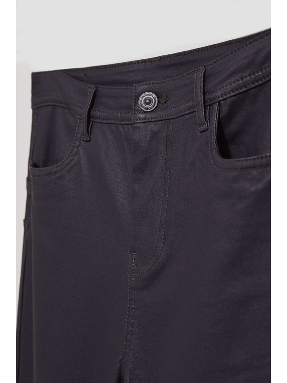 Moodo Voskane uske hlače sive Moodo