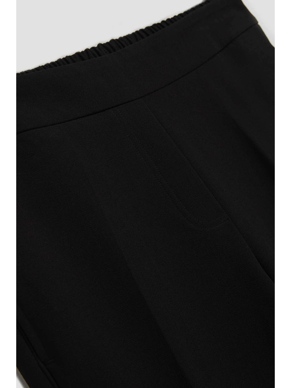 Moodo Crne hlače sa strukturom i 7/8 nogavicama Moodo