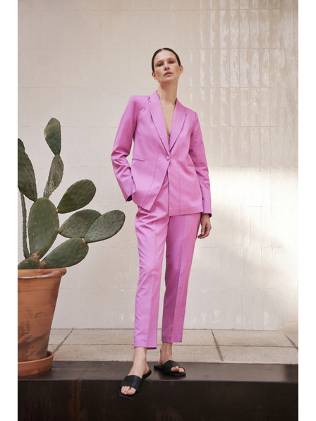 Moodo Svečane ružičaste hlače u naborima Moodo