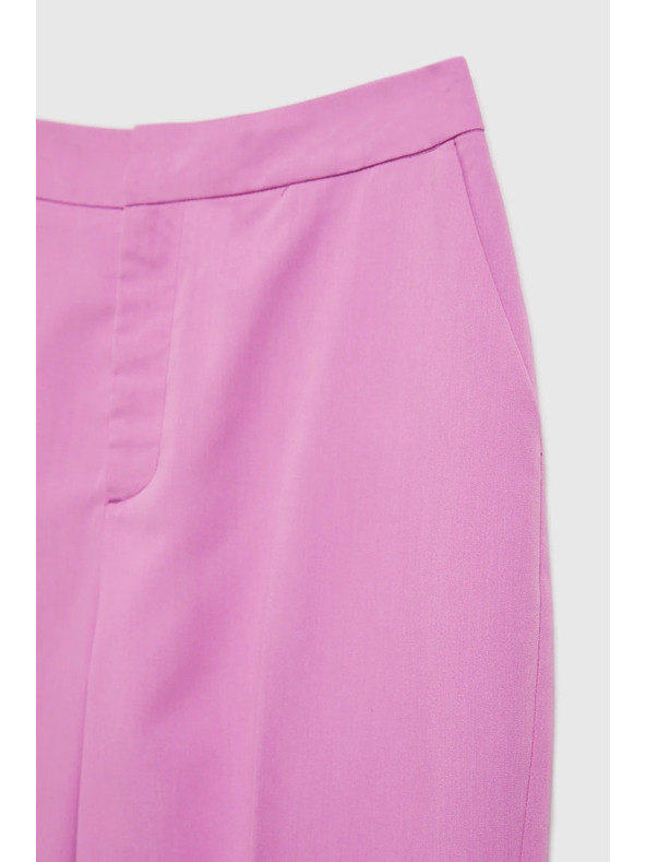 Moodo Svečane ružičaste hlače u naborima Moodo