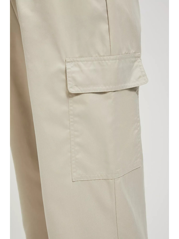 Moodo Bež cargo hlače ravnih nogavica Moodo