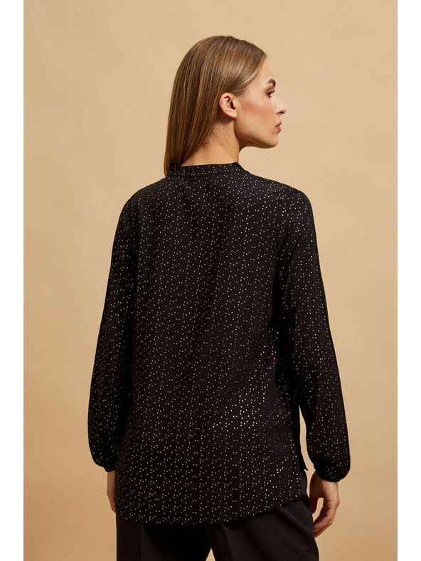 Moodo Crna košulja s V-izrezom Moodo