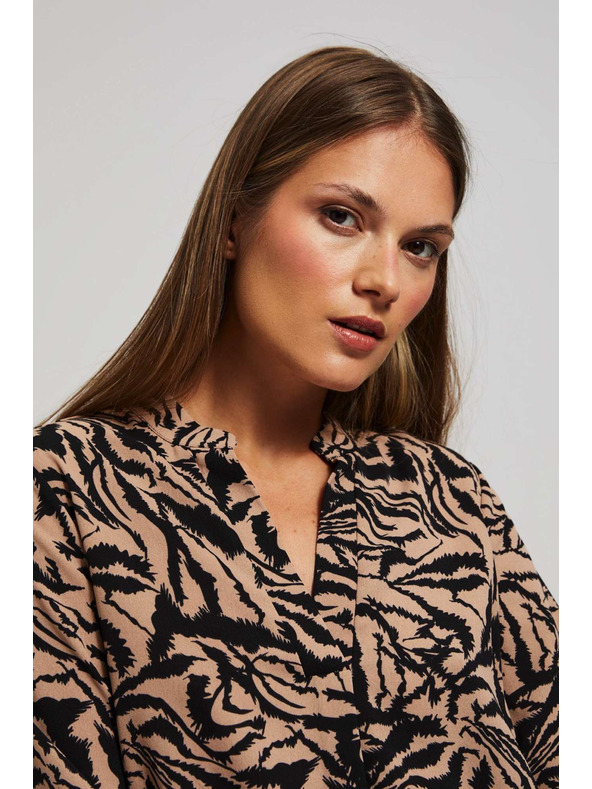 Moodo Uzorkovana košulja s V-izrezom tamno bež Moodo