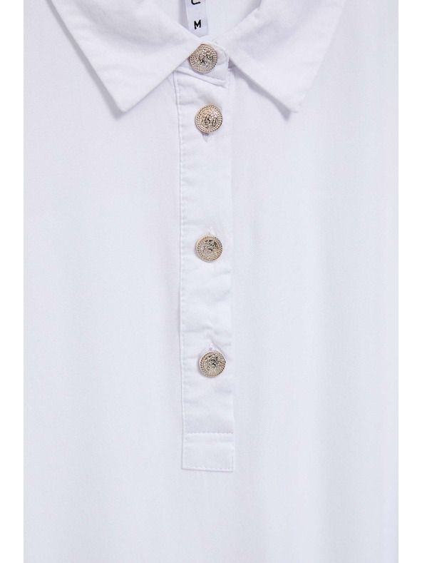 Moodo Bijela bluza s dekorativnim gumbima na izrezu i rukavima Moodo