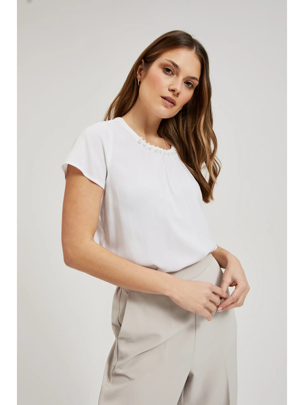 Moodo Bijela košulja ukrašena perlicama na dekolteeu Moodo