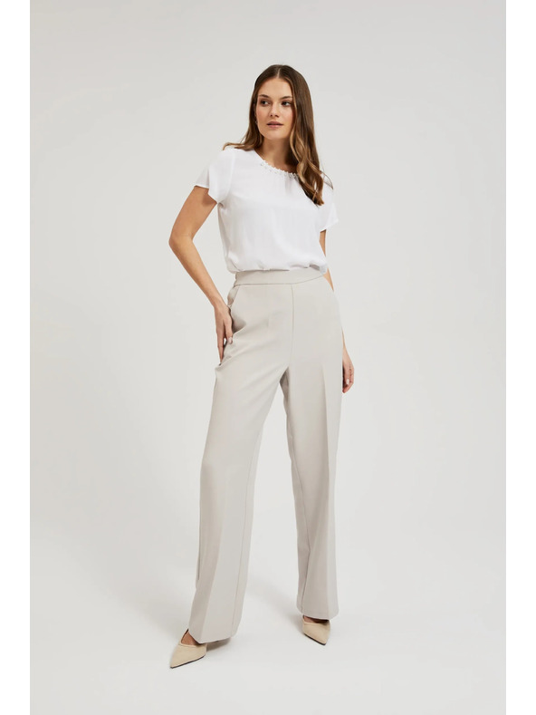 Moodo Bijela košulja ukrašena perlicama na dekolteeu Moodo