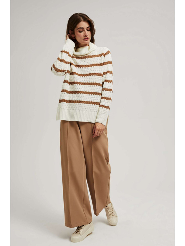 Moodo Pulover s prugama i visokim ovratnikom Moodo