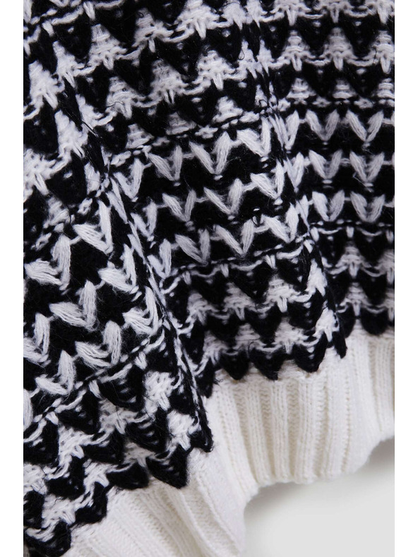 Moodo Pulover s visokim ovratnikom crno-bijeli Moodo