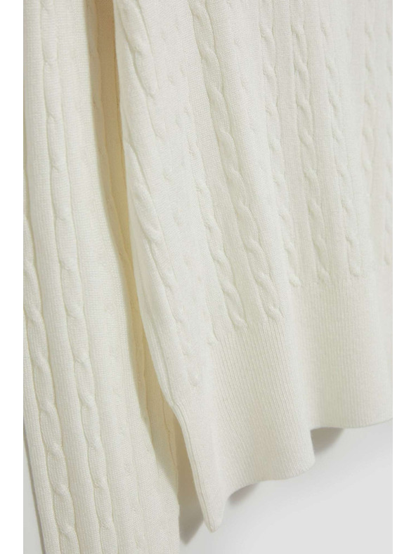 Moodo Tanki perlastu pulover s roll ovratnikom Moodo