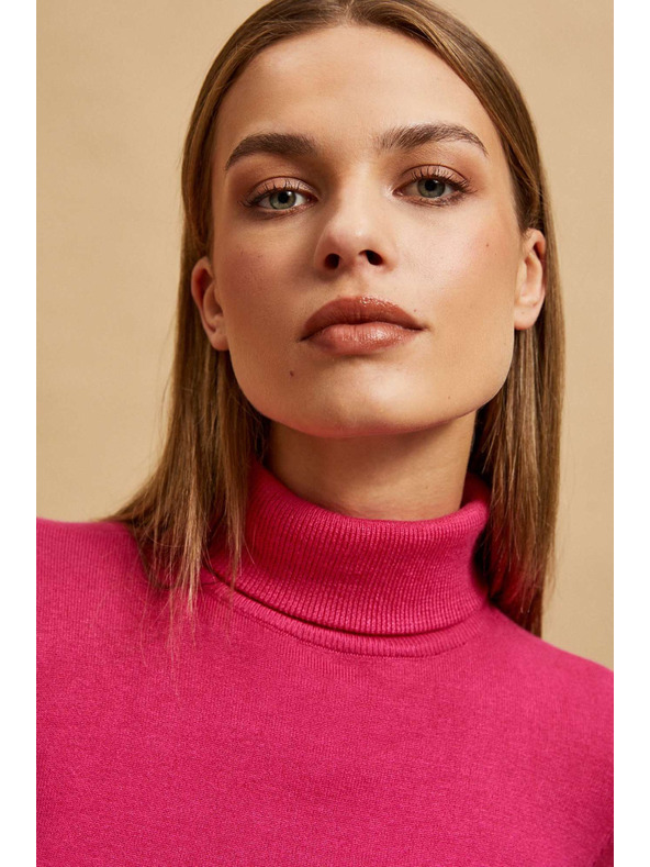 Moodo Fuksija pulover s roll ovratnikom Moodo