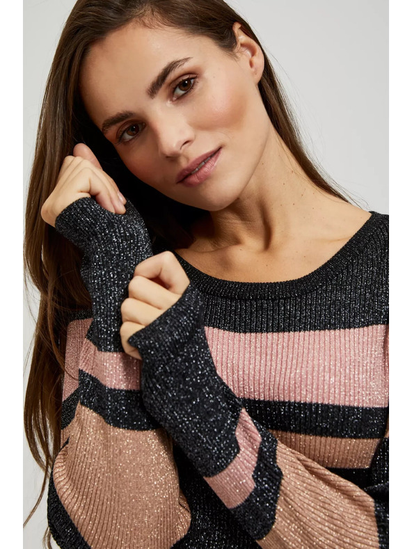 Moodo Crni pulover s prugama, metalnom niti i okruglim izrezom Moodo