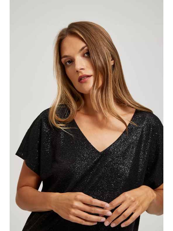 Moodo Elegantna crna bluza s V-izrezom od sjajnog materijala Moodo