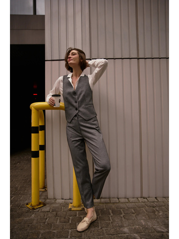 Moodo Elegantni prsluk sivi Moodo