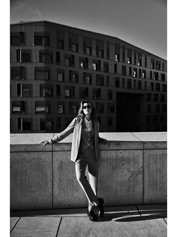 Moodo Sako s preklopljenim rukavima sivo Moodo