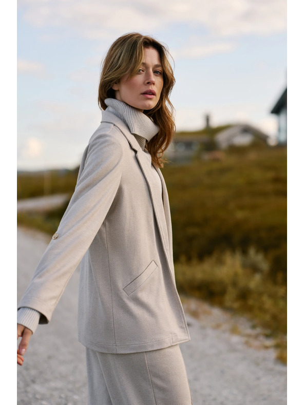 Moodo Bež sako Moodo