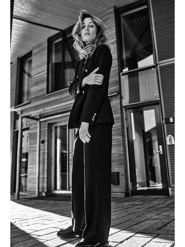 Moodo Sako s ukrašenim gumbima crni Moodo