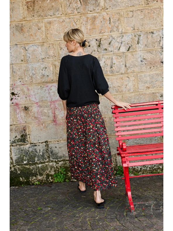 Moodo Midi suknja s cvjetnim uzorkom crna Moodo