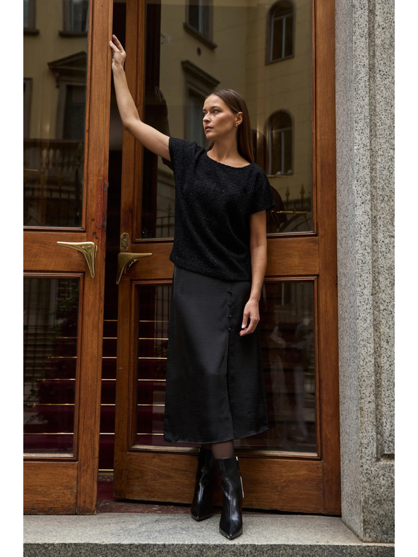 Moodo Midi suknja crna Moodo