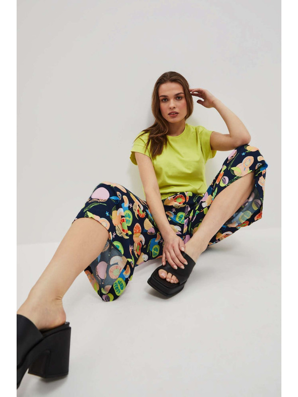 Moodo Prugaste kullotes hlačice biserne boje Moodo