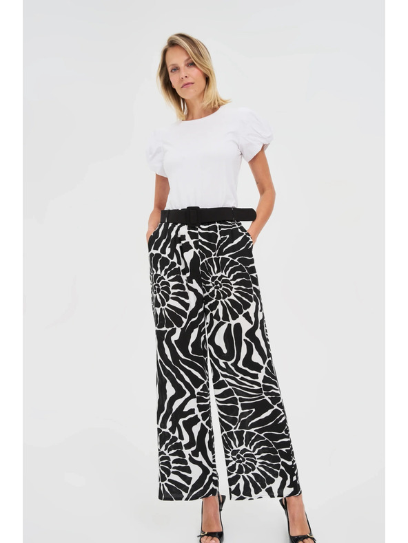 Moodo Crne viskozne hlače sa pojasom Moodo