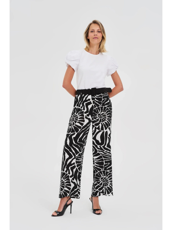 Moodo Crne viskozne hlače sa pojasom Moodo