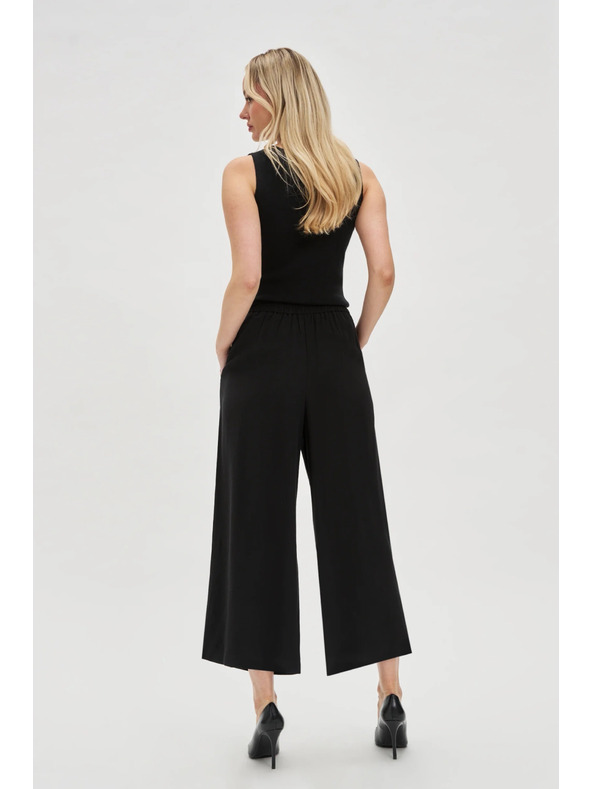 Moodo Crne hlačo-suknje s gumbima Moodo