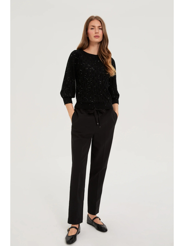 Moodo Crne hlače sa strukturom i ravnim nogavicama Moodo