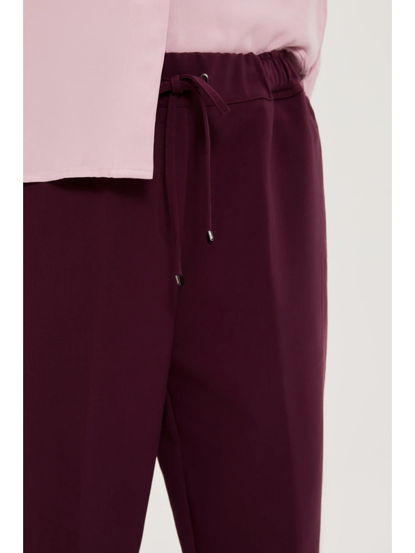 Moodo Bordo hlače sa strukturom i ravnim nogavicama Moodo