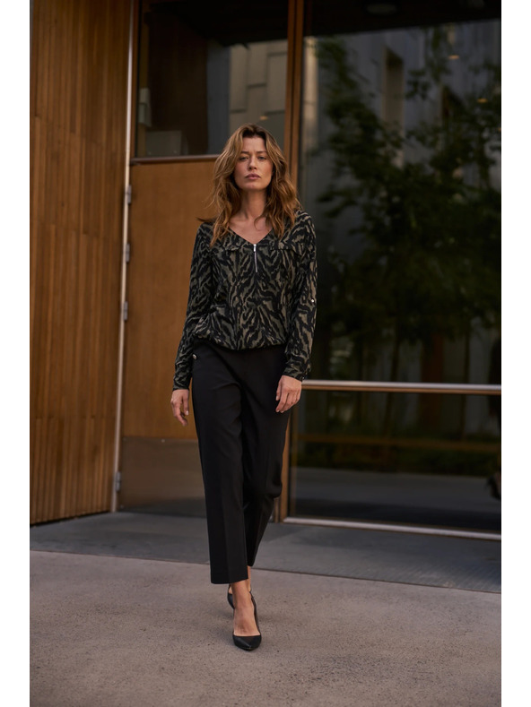 Moodo Crne cigarete hlače Moodo